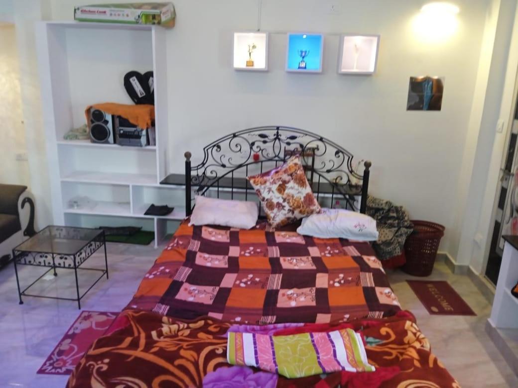Dziire Service Apartment Hyderabad Exterior foto